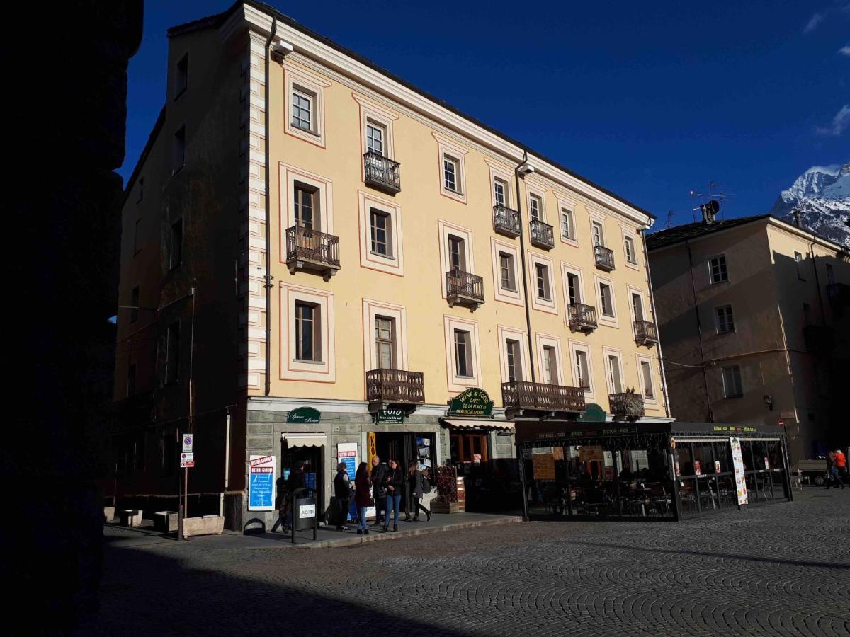 Ferienwohnung Les Fleuves - Doire Aosta Exterior foto
